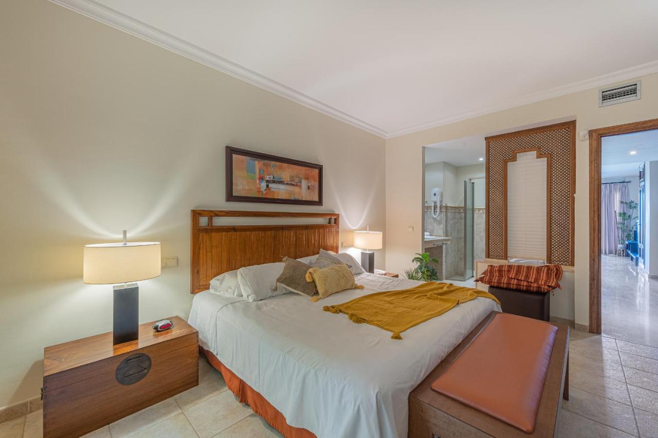 Mijas Costa, Apartment Near To Beach, Wyndham Málaga Kültér fotó
